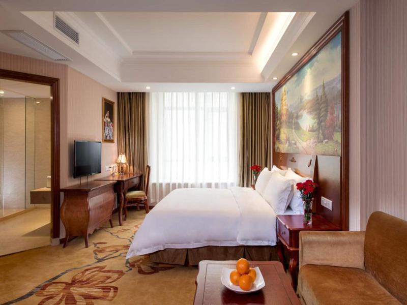 Vienna Hotel Puning South Huancheng Road High-Speed Train Station Dış mekan fotoğraf